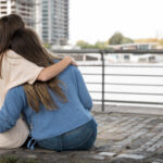 Cara Mendukung Teman yang Stres