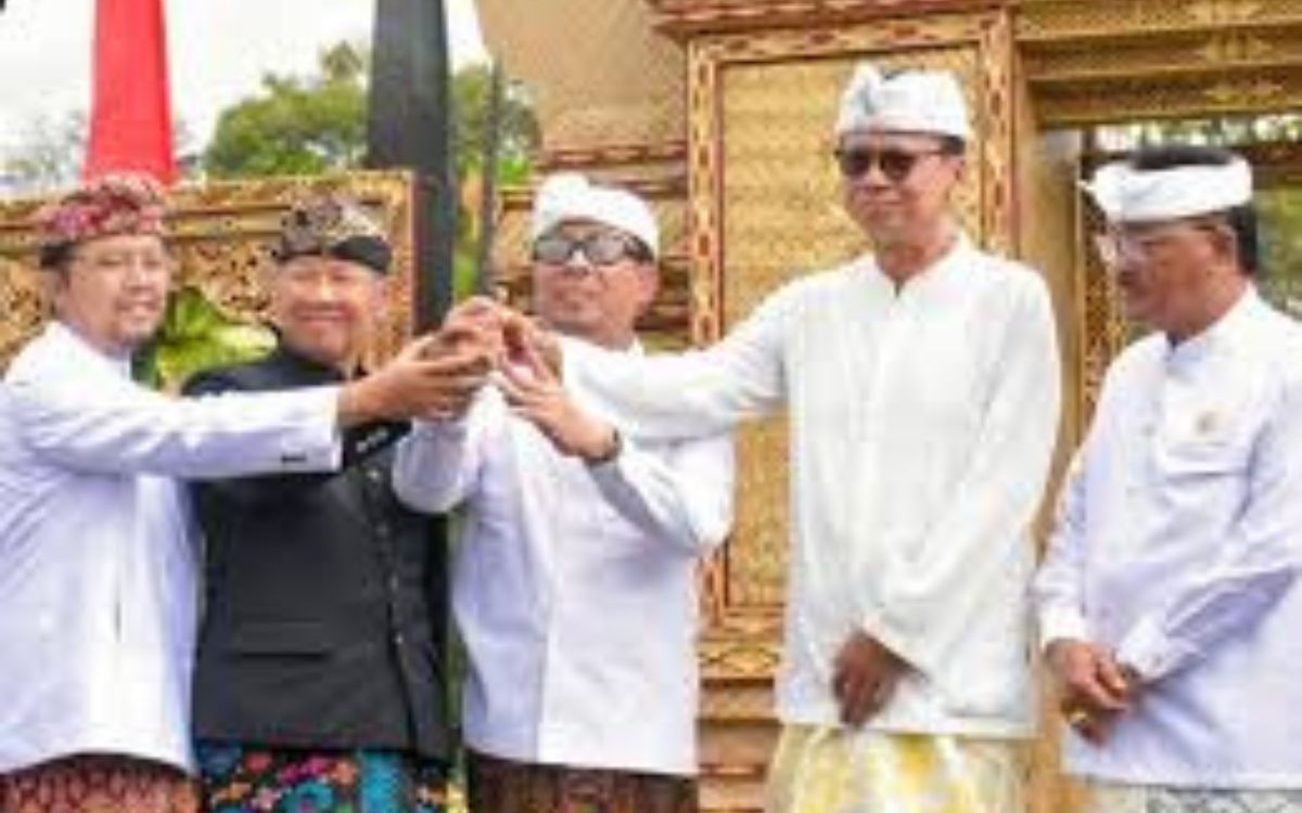 Penancapan Keris Pusaka Peringatan ke-119 Puputan Badung, Ini Mitosnya