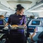 Jenis Makanan yang Dibenci Pramugari Pesawat jika Dibawa Penumpang
