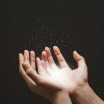 Beruntung Banget! 6 Zodiak Ini Diprediksi Impiannya Terwujud di Akhir Bulan September 2025