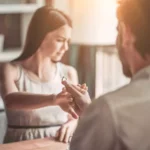 Stop Buang Waktu! 4 Zodiak Ini Paling Sulit Diajak Komitmen Jangka Panjang