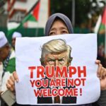 Warga Malaysia berdemo menolak kedatangan Presiden AS Donald Trump. Foto: CNA