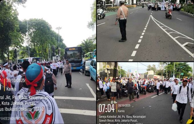 Demo Guru Monas Pengamanan Polisi