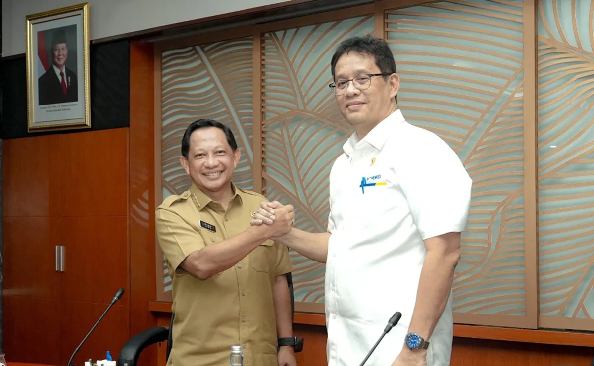 Mendagri Tito tegaskan satu suara dengan Menkeu Purbaya soal dana derah. Foto: @titokarnavian