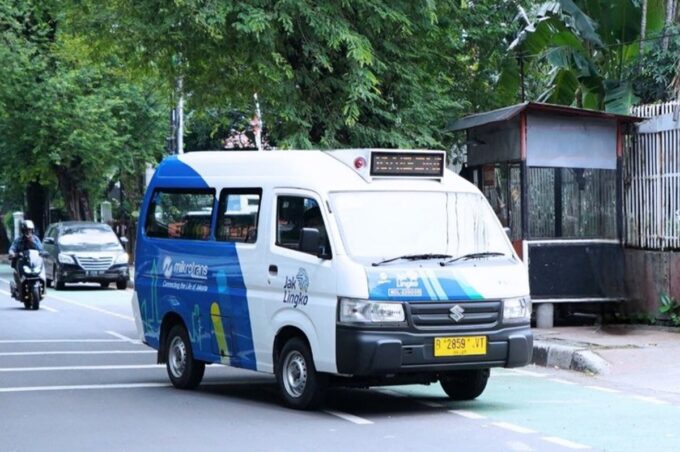 Layanan JakLingko masih banyak dikeluhkan warga Jakarta.