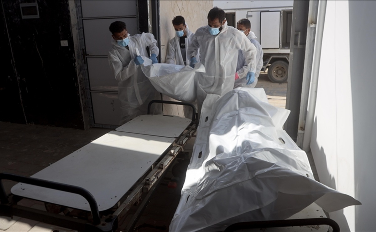 RS Gaza kembali menerima jenazah warga Palestina yang ditahan Israel. Foto: Anadolu