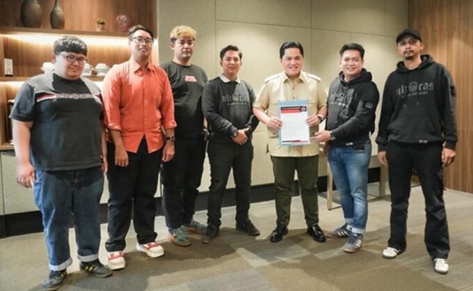 Ketum PSSI Erick Thohir bertemu pewakilan Ultras Garuda. Foto: PSSI