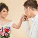 Menikah dengan Orang Tak Dikenal, Pertanda Baik atau Buruk?