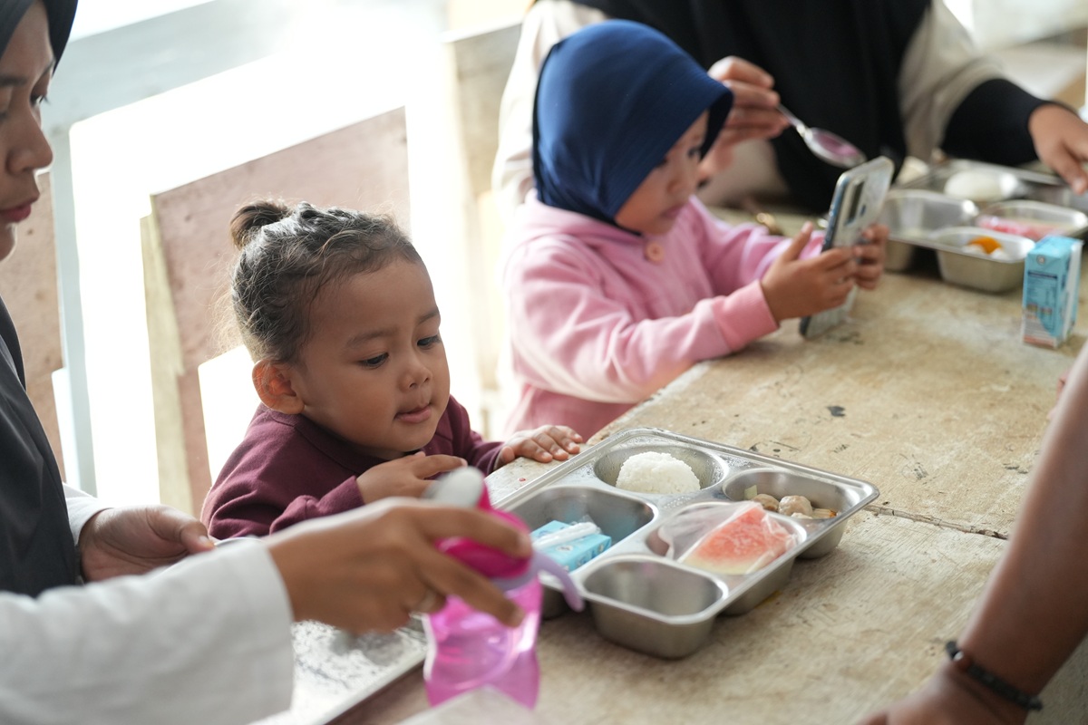 Program MBG telah menjangkau 39,2 juta penerima manfaat. Foto: BGN