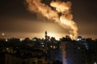 Israel terus melanggar gencatan senjata dengan melancarkan serangan ke kota Gaza.