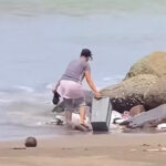IRT Buang Sampah Ke Laut
