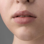 Arti Bibir Tergigit Menurut Primbon Jawa