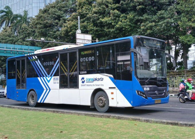 Naikan tarif transjakarta jadi Rp5.000