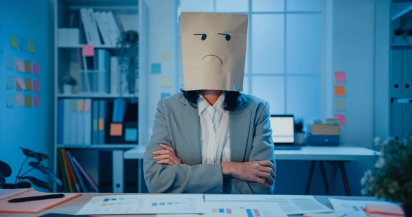 5 Cara Menghilangkan Rasa Bosan di Kantor, Biar Kerja Nggak Monoton Terus!