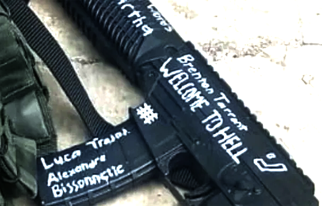 simbol ekstrem “14 Words” dan Brenton Tarrant