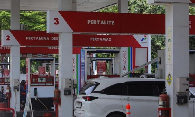 394.000 Kendaraan Dilarang Isi BBM Subsidi