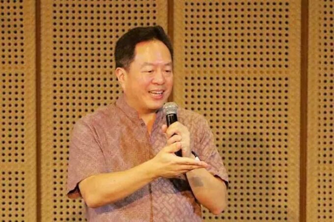 Direktur Utama PT Djarum, Victor Rachmat Hartono
