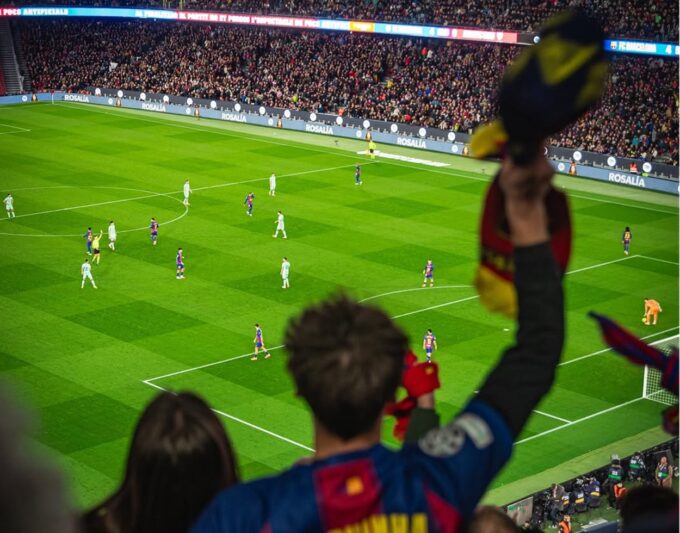 Barcelona kembali Camp Nou