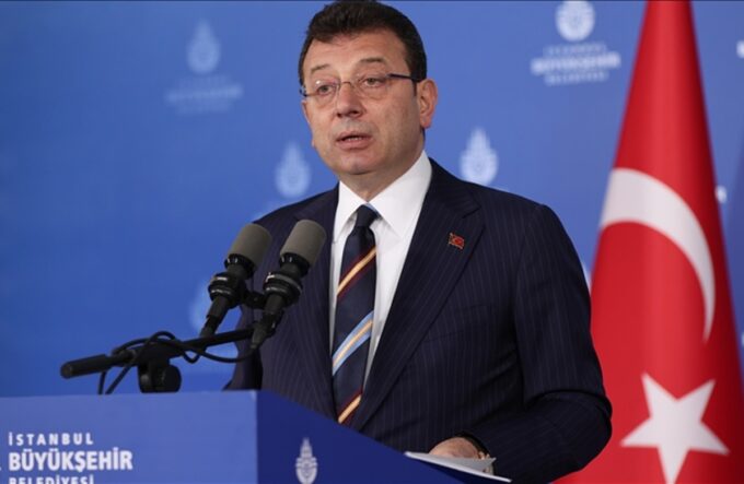 Wali kota Istanbul, Ekrem Imamoglu menghadapi tuntutan penjara 2.000 tahun lebih.