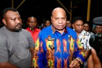 Gubernur Papua, Matius Fakhiri akan mengevaluasi pelayanan RS di Papua.