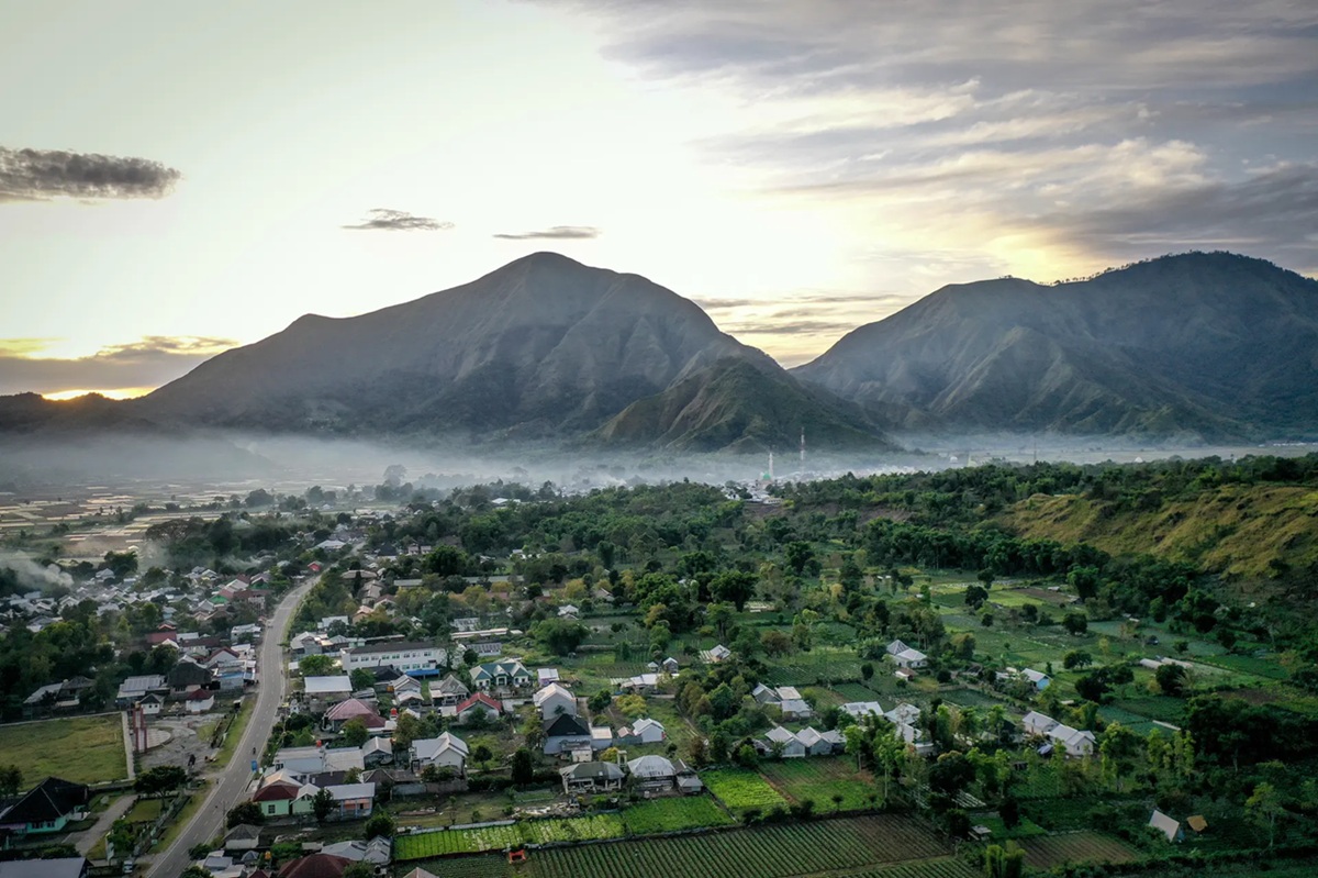 Gunung Rinjani beri Penerimaan Negara Bukan Pajak hingga Rp21 miliar lebih. Foto: Kemenpar