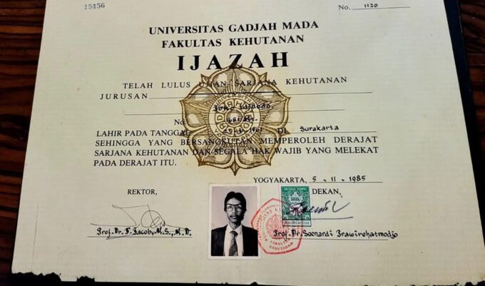 Ijazah Jokowi asli