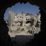 Israel hancurkan istana bersejarah di Gaza.