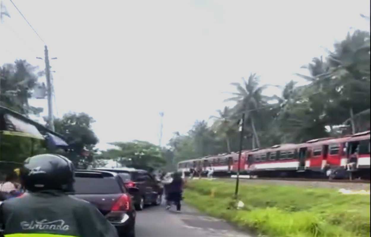 KA Bandara YIA Mogok