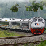 Presiden Prabowo perintahkan Menteri AHY buat rencana jaringan kereta api di pulau Kalimantan.