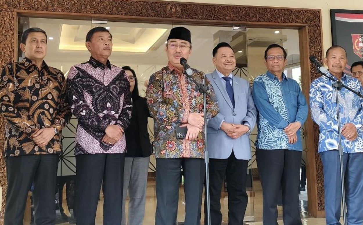 MAU POLISI JADI SEPERTI APA? Kirimkan Usulanmu ke Nomor WA & Email Ini