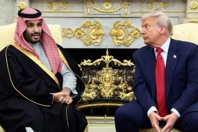 Putra Mahkota Saudi, Mohammed bin Salman (MBS) bertemu Presiden AS Donald Trump di Washington.