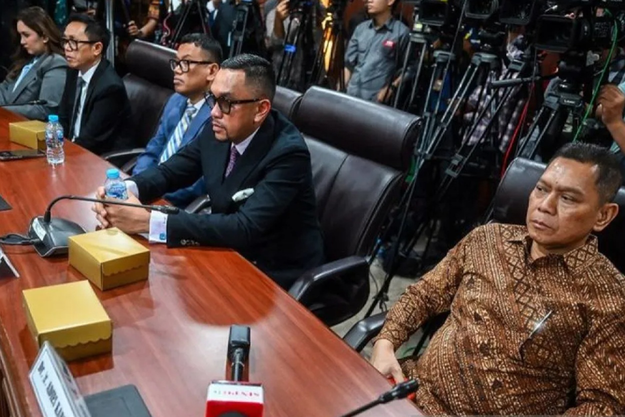 Sanksi MKD DPR terhadap anggota DPR