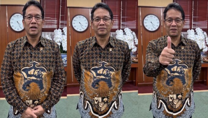 Menkeu Purbaya Pamer Batik Garuda Raksasa,
