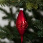 Natal Identik Warna Merah