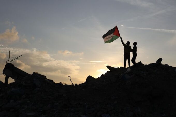 Indonesia siap mendukung terwujudnya perdamaian di Gaza, namun menunggu mandat internasional.