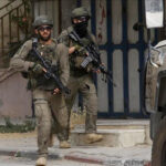 Militer Israel terus melancarkan serangan yang menewaskan warga Palestina. Foto: Anadolu