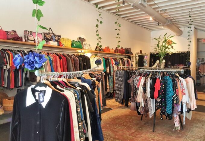 Pemerintah Hajar Habis Bisnis Thrifting di Medsos & E-Commerce