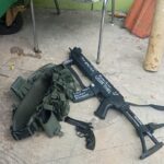 Penampakan Airsoft ‘Revolver & ‘Senapan SIG 556 DCobra Reborn M-790' Bertuliskan Welcome to The Hell di SMAN 72 Kelapa Gading