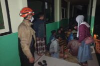 Pengungsi Gunung Semeru mulai kembali ke rumah. Foto: BNPB Lumajang