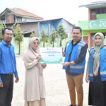 Perkuat Komitmen Keberlanjutan, JNT Salurkan Bantuan Sarana Pendidikan dan Ibadah di Sekitar Ruas Tol Belmera