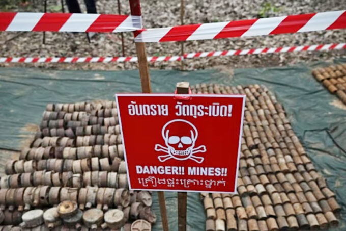 Perbatasan Thailand-Kamboja banyak ditanami ranjau darat.