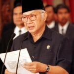 Komnas HAM tolak gelar pahlawan nasional bagi Presiden ke-2 RI Soeharto.