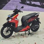 Indomobil luncurkan skuter listrik Sprinto pada pameran Gaikindo Jakarta Auto Week (GJAW) 2025.