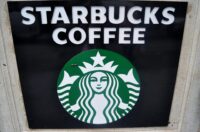 Starbucks jual sahamnya