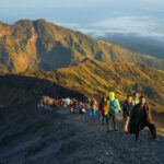 Tiket Gunung Rinjani Naik Mulai 3 November.