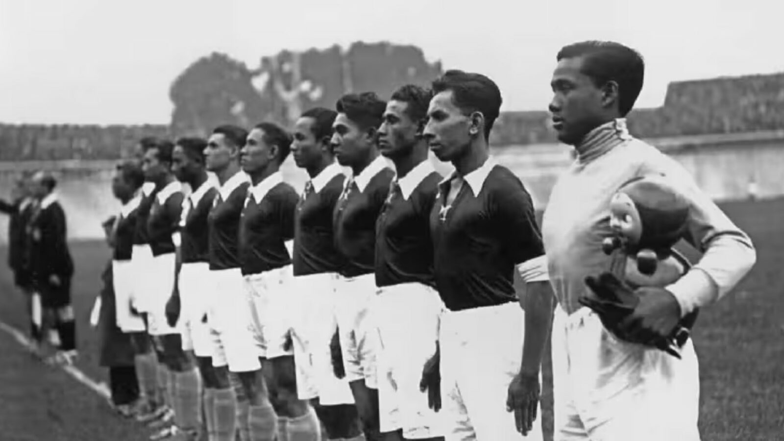 Piala Dunia Pertama Indonesia