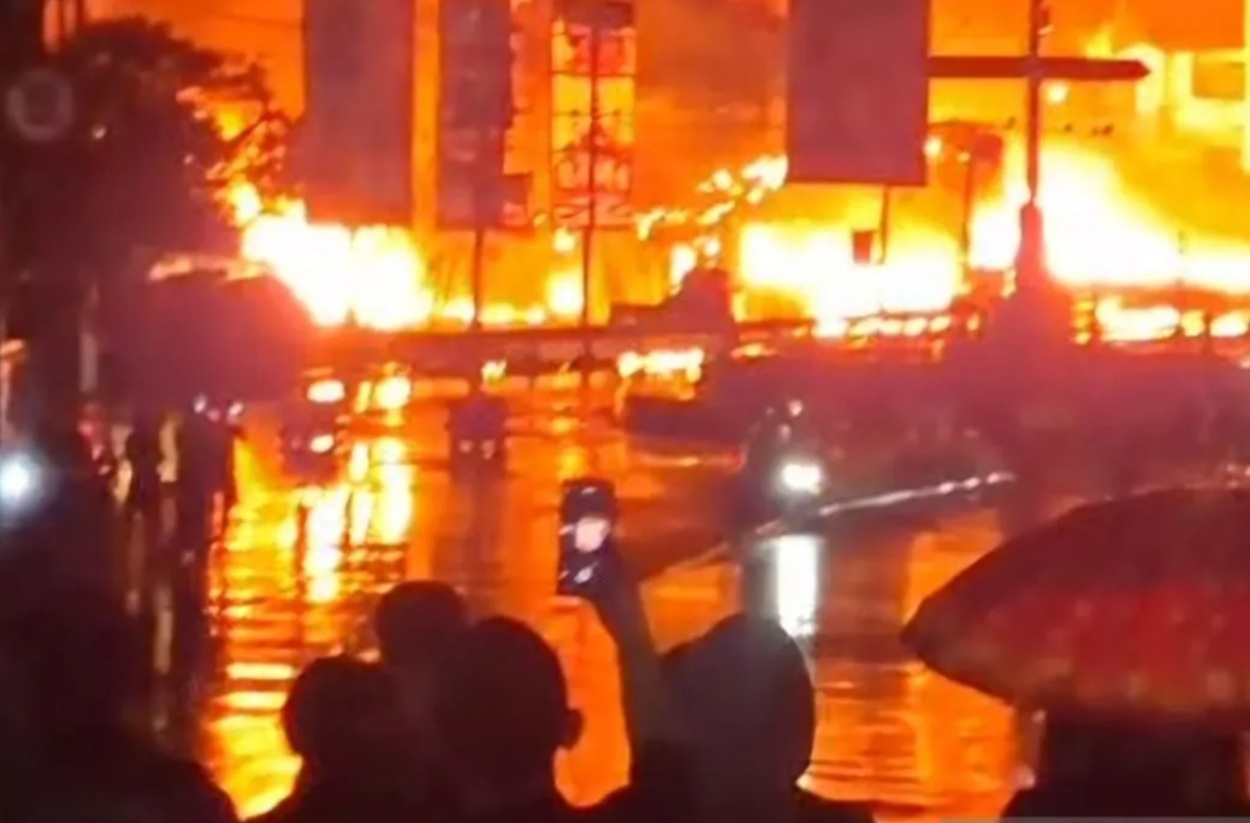 Truk Tangki BBM Terbakar Cianjur