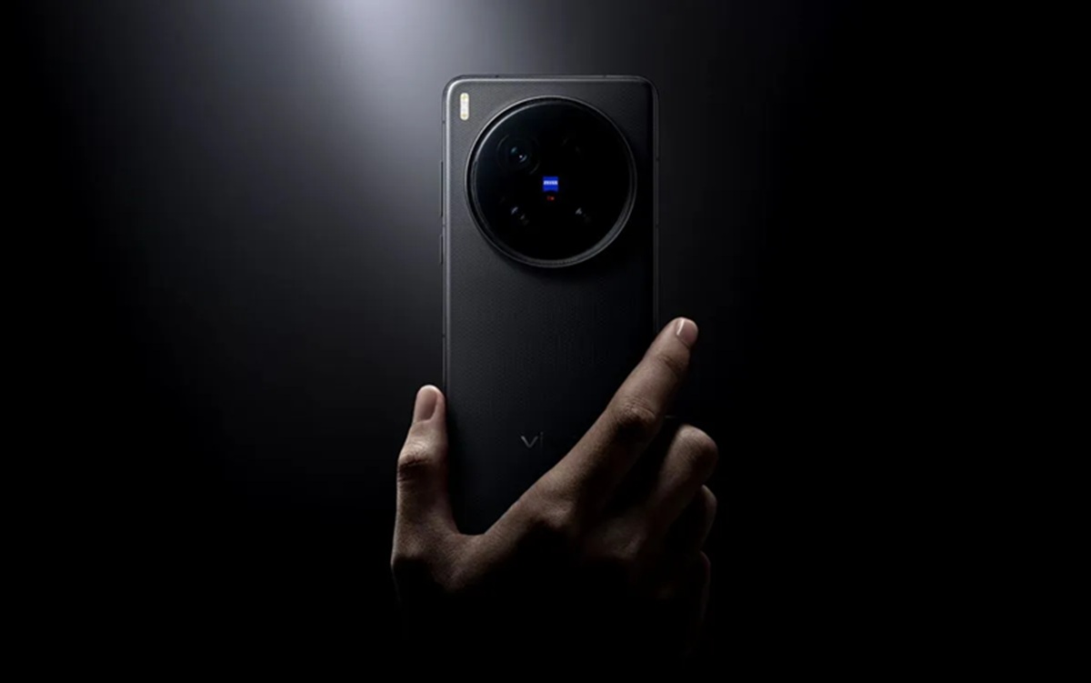 Vivo X300 Ultra bakal dilengkapi kamera ganda 200 MP.