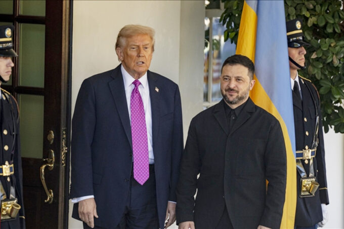 Presiden AS Donald Trump dan Presiden Ukraina Volodymyr Zelenskyy. Foto: Anadolu