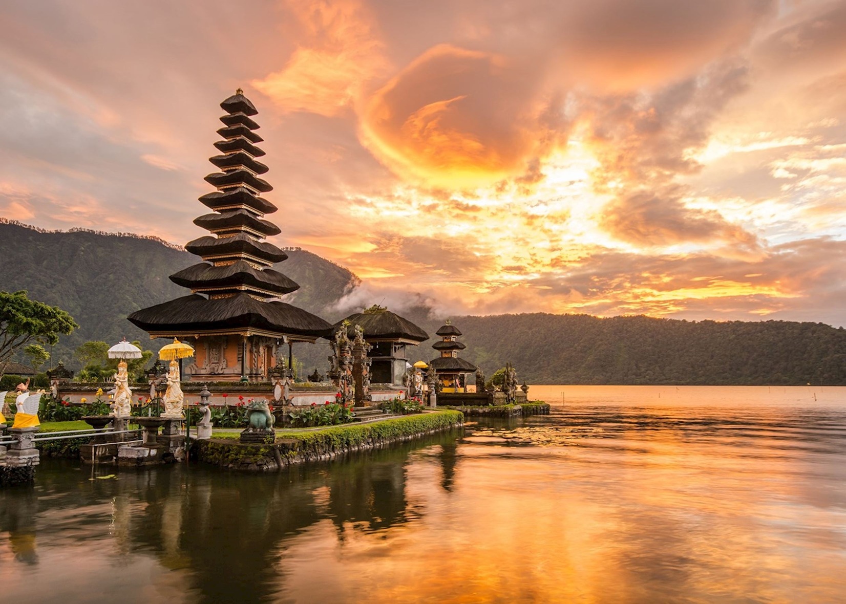 Candi Kuning